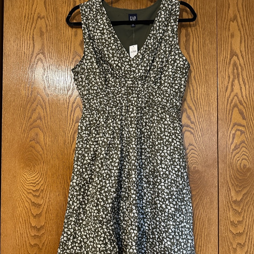 GAP Black and White Floral Mini Dress